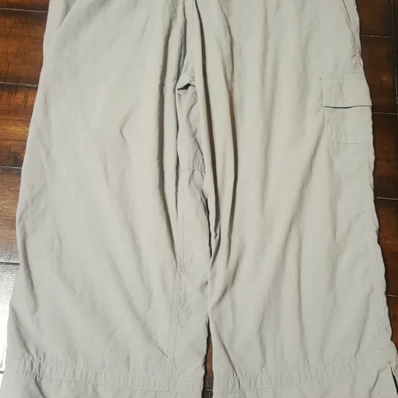 The North Face Women's capri. - Picture 3 of 7